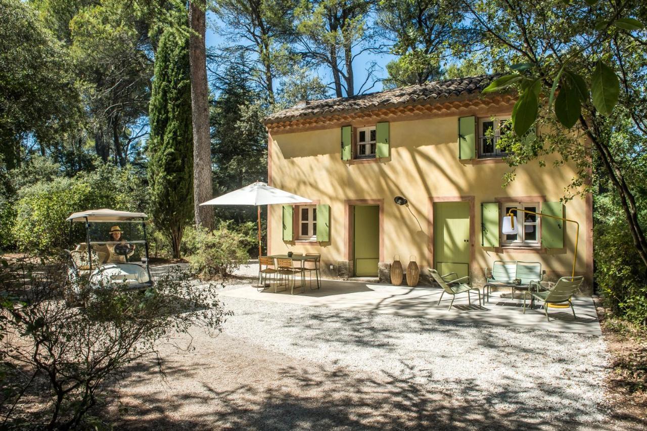 فندق كارْبُنْترافي  Chateau Martinay المظهر الخارجي الصورة